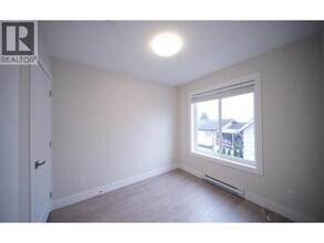 1044 Quadling Ave in Coquitlam, BC - Building Photo - Building Photo