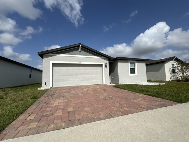 512 Mckenna Dr in Winter Haven, FL - Building Photo - Building Photo