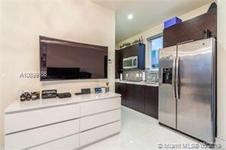 6435 NW 105th Ct in Doral, FL - Building Photo - Building Photo