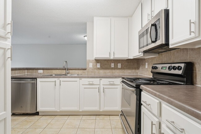 3650 Ashford Dunwoody Rd in Atlanta, GA - Building Photo - Building Photo