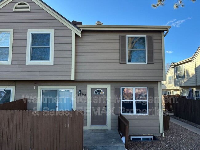 property at 4392 Hawks Lookout Ln