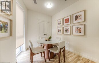 301 Westmount Rd W in Kitchener, ON - Building Photo - Building Photo