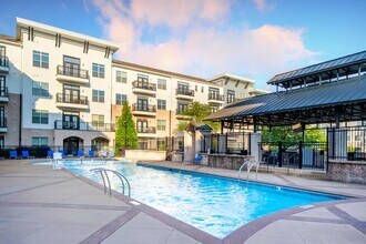 Bradford Cary in Cary, NC - Foto de edificio - Building Photo
