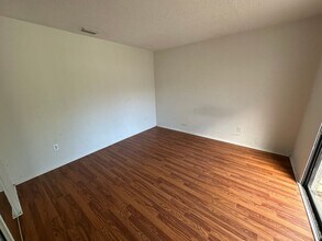 93 Springwood Square in Port Orange, FL - Building Photo - Building Photo