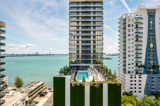 Elysee Miami in Miami, FL - Building Photo - Building Photo