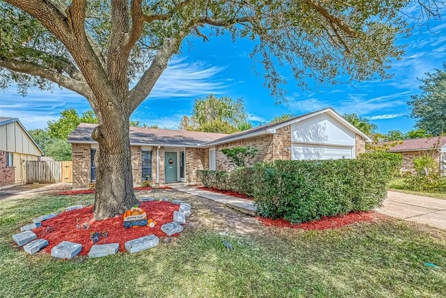 property at 17414 N Yorkglen Dr