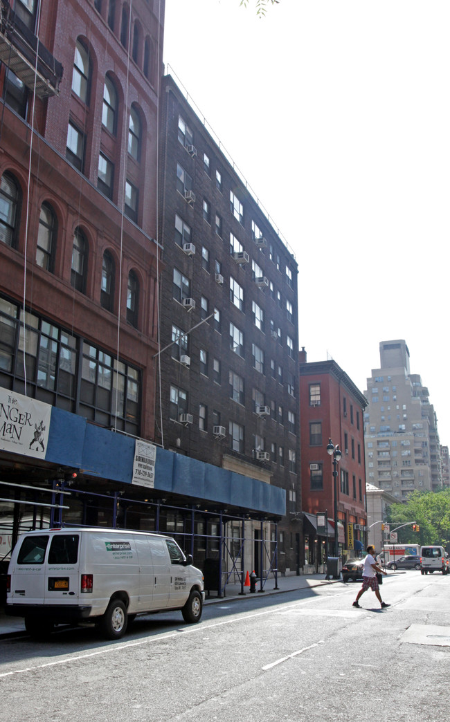 15 E 36th St in New York, NY - Foto de edificio - Building Photo