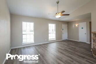 1514 Chablis St in Garland, TX - Building Photo - Building Photo