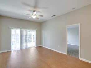 30513 Pga Dr in Sorrento, FL - Building Photo - Building Photo