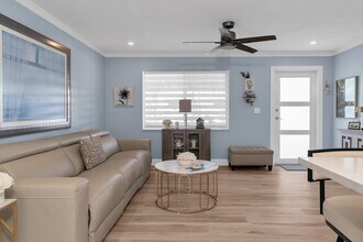 1109 SW 17th St in Boynton Beach, FL - Building Photo - Building Photo