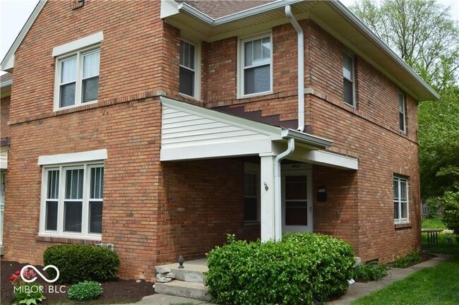 4921 Graceland Ave in Indianapolis, IN - Building Photo - Building Photo