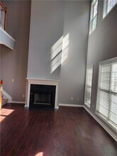 3299 Hampton Green Way in Atlanta, GA - Foto de edificio - Building Photo