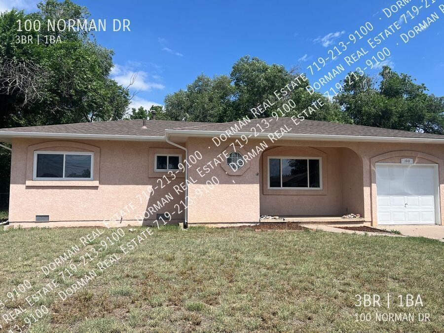 100 Norman Dr in Colorado Springs, CO - Building Photo