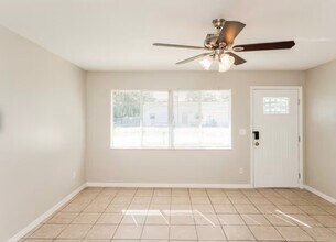 1532 Pulaski St in Port Charlotte, FL - Building Photo - Building Photo