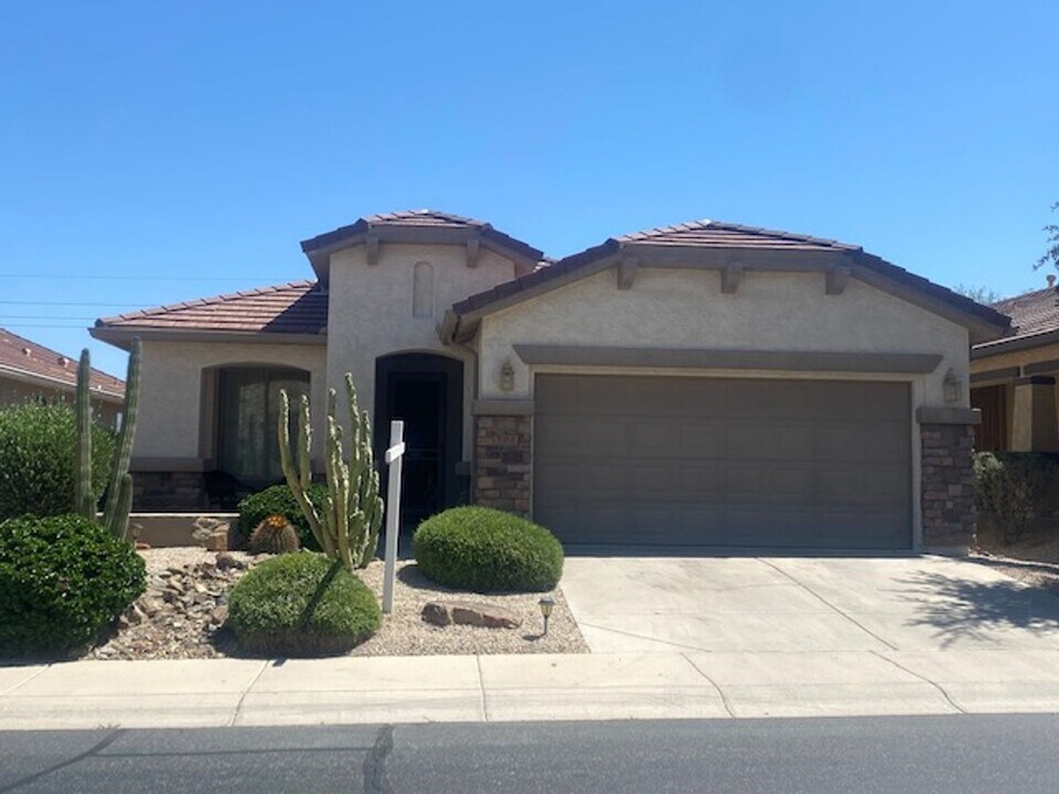 504 W Twin Peaks Pkwy in Queen Creek, AZ - Building Photo