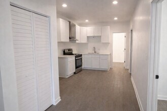 4519 W Thomas St in Chicago, IL - Building Photo - Building Photo