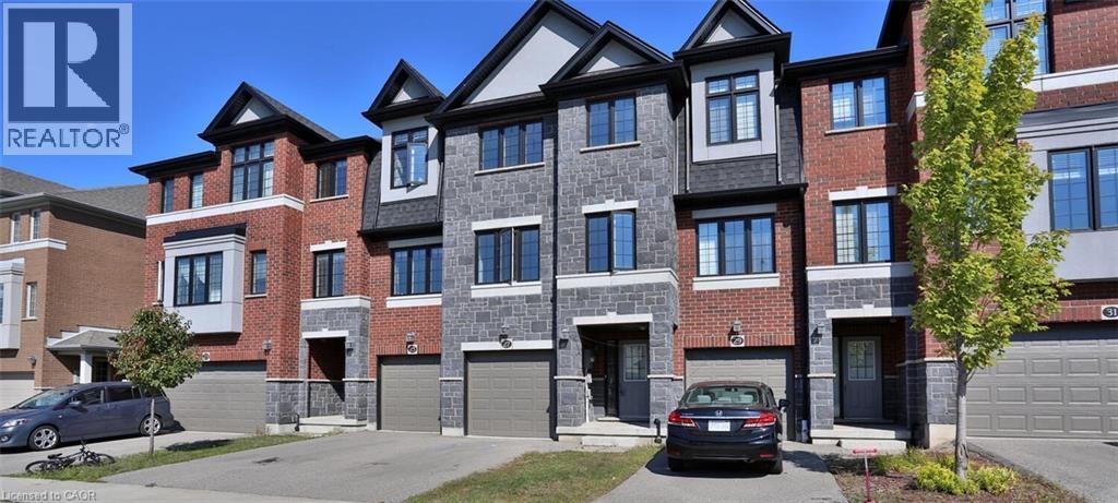 27 Ridgemount St in Kitchener, ON - Building Photo