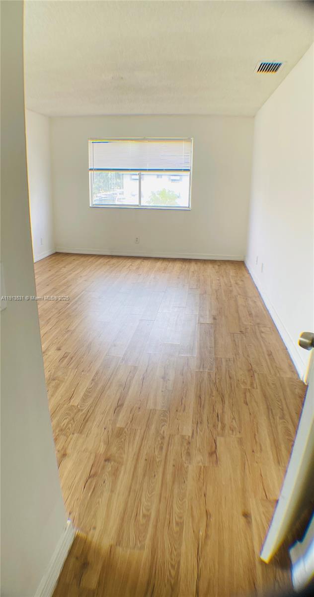 5814 NW 22nd St in Lauderhill, FL - Building Photo - Building Photo