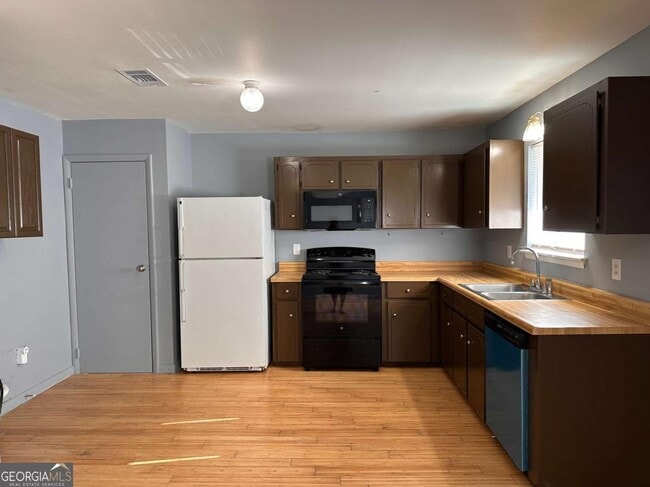 107 Sea Parc St in Kingsland, GA - Building Photo - Building Photo