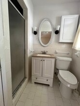 419 Shannon Lee St in San Antonio, TX - Foto de edificio - Building Photo
