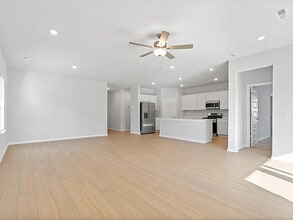 14557 Mountain Strm Dr in Athens, AL - Foto de edificio - Building Photo