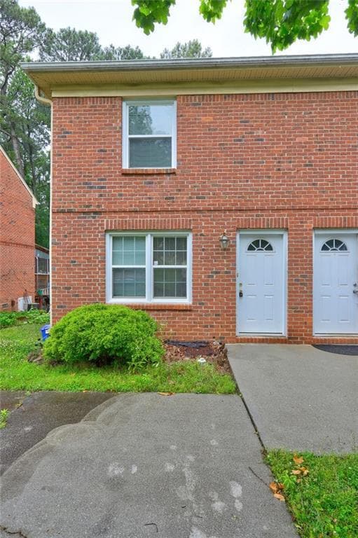 property at 2567 Presidents Walk