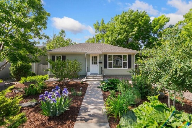 property at 150 W 11th St