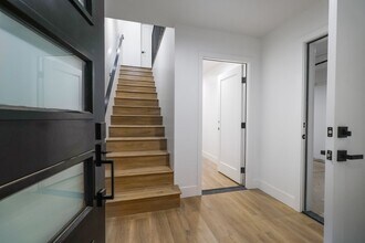 4649 Pickford St in Los Angeles, CA - Building Photo - Building Photo