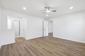 4816 Amesbury Dr in Dallas, TX - Building Photo - Building Photo