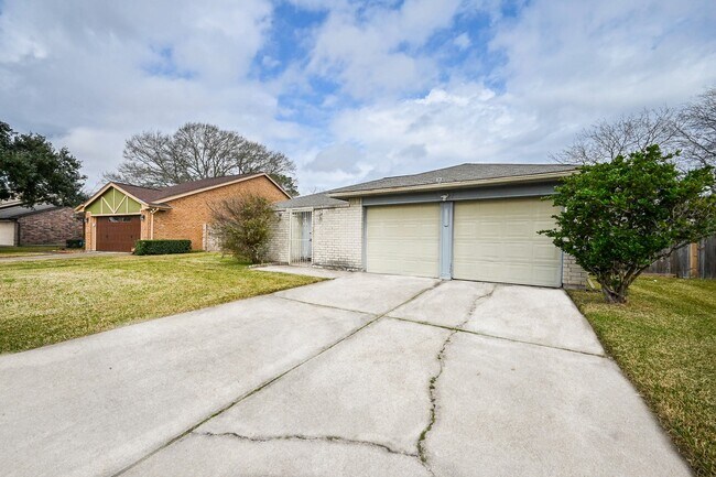 1114 Blue Diamond Dr in Missouri City, TX - Building Photo - Building Photo