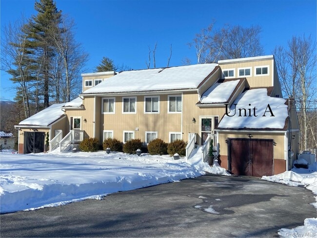 property at 38 Edmunds Ln