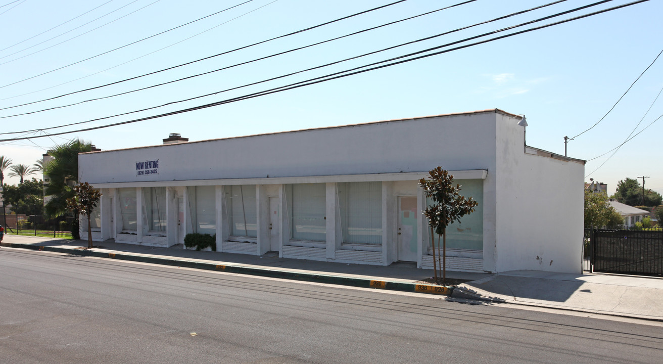 928-936 Huntington Dr in Duarte, CA - Building Photo