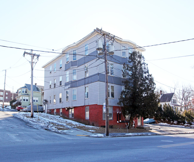 830 W Boylston St in Worcester, MA - Building Photo - Building Photo