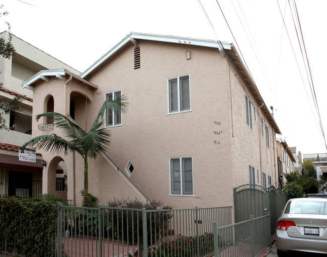 1906 E 6th St in Long Beach, CA - Building Photo - Building Photo