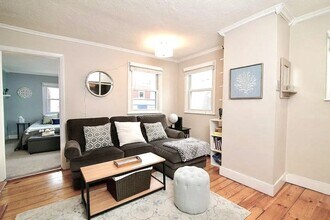 206 Bunker Hill St in Boston, MA - Building Photo - Building Photo