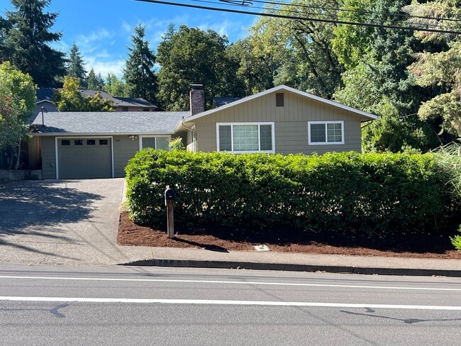 2886 Chambers St in Eugene, OR - Building Photo - Building Photo
