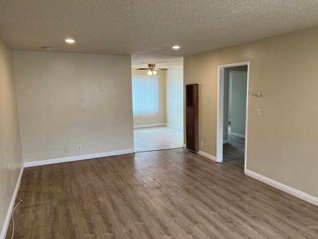 7581 Jackson Way in Buena Park, CA - Building Photo - Building Photo