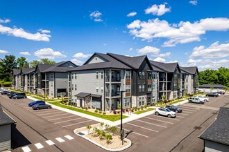 Prism at Diamond Ridge in Moon Township, PA - Building Photo - Building Photo