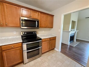 4504 Rose Meadow Dr in Hope Mills, NC - Building Photo - Building Photo