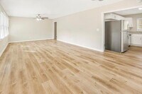 3704 Del Rio Terrace photo'