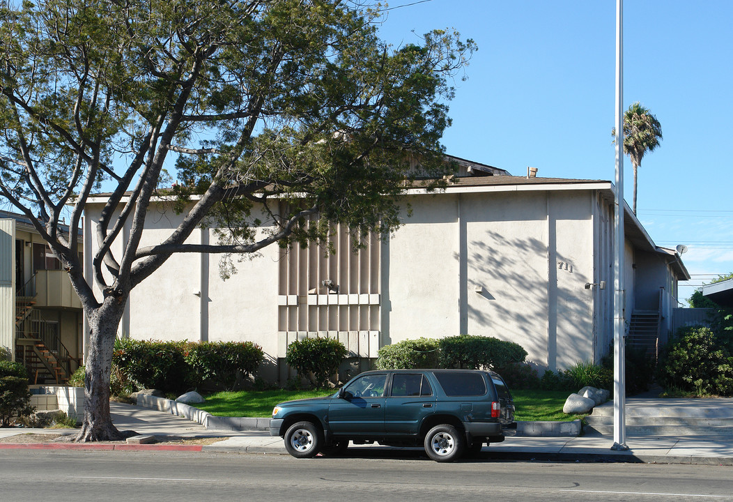 Mandalay Bay Apartments in Oxnard, CA - Foto de edificio