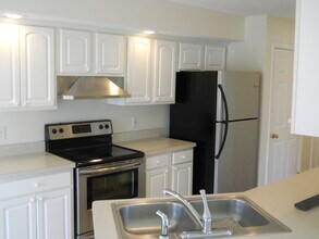 981 Jasmine Dr in Troy, OH - Building Photo - Building Photo