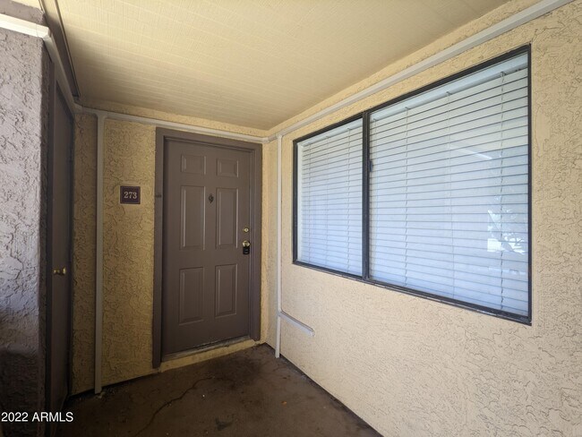 3535 W Tierra Buena Ln-Unit -273 in Phoenix, AZ - Building Photo - Building Photo