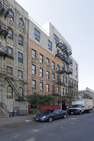 68 Richardson St in Brooklyn, NY - Foto de edificio - Building Photo