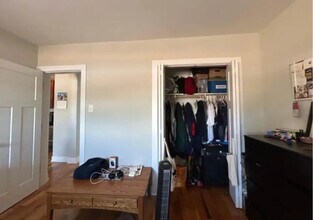 550 W Arlington Pl in Chicago, IL - Building Photo - Building Photo