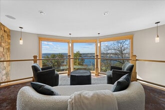 1248 WI-35 in Hudson, WI - Foto de edificio - Building Photo