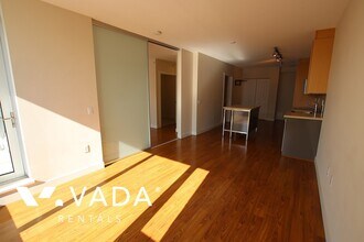 1833 Crowe St in Vancouver, BC - Building Photo - Building Photo