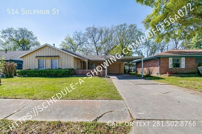 property at 514 Sulphur St