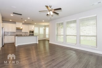 3121 Damsel Sauvage Ln in Lewisville, TX - Building Photo - Building Photo