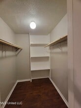 2589 Santa Rosa Cove in Biloxi, MS - Foto de edificio - Building Photo